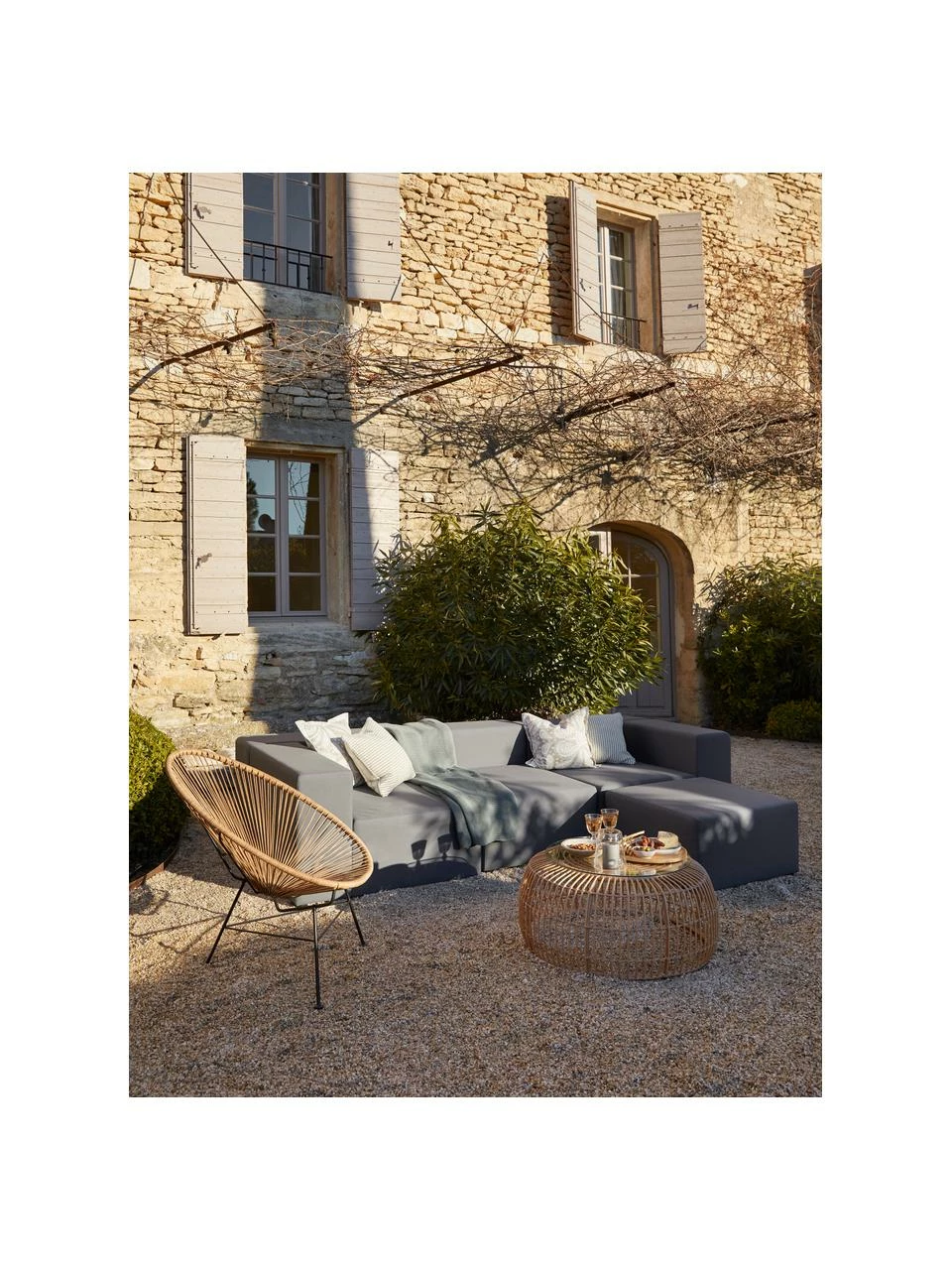 Westwing Collection Canapé 4 places d'extérieur modulable gris foncé avec repose-pieds Simon, larg. 285 x prof. 105 cm 2 Westwing Collection Canapé 4 places d'extérieur modulable gris foncé avec repose-pieds Simon, larg. 285 x prof. 105 cm – Image 2