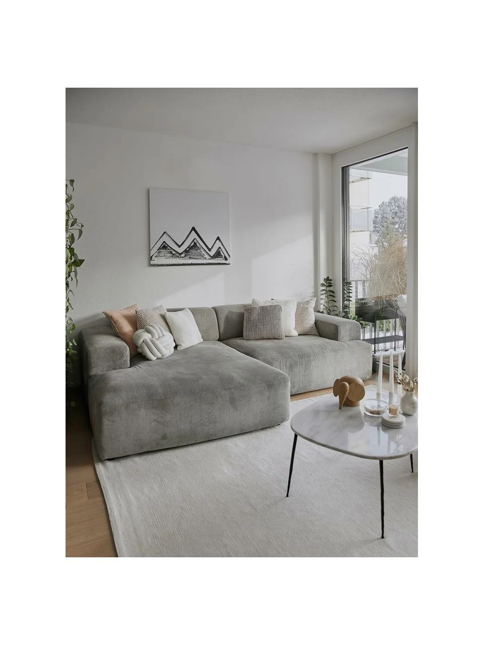 Westwing Collection Canapé d'angle 3 places velours côtelé gris Melva, larg. 239 x prof. 143 cm, méridienne à gauche 2 Westwing Collection Canapé d'angle 3 places velours côtelé gris Melva, larg. 239 x prof. 143 cm, méridienne à gauche – Image 2