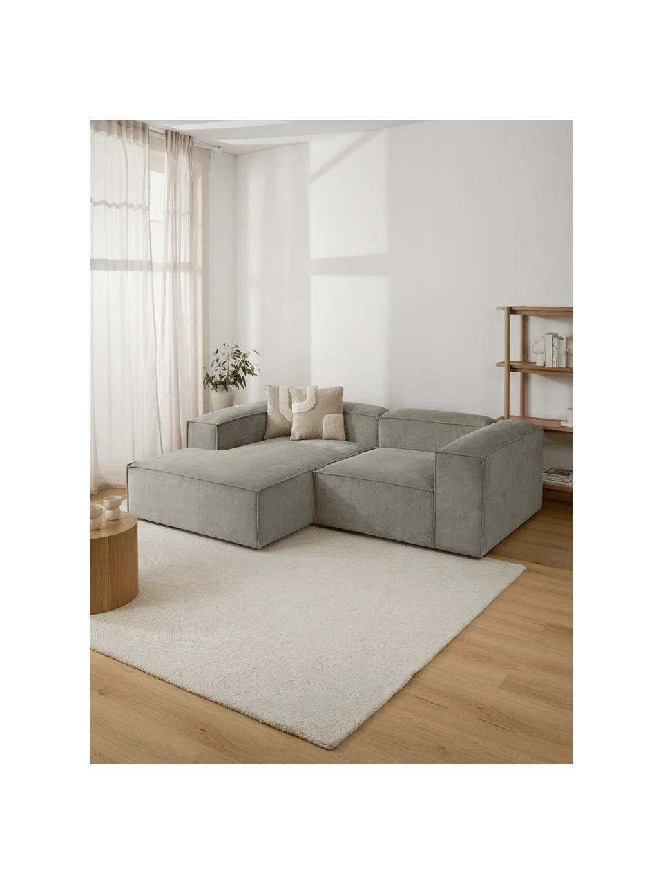 Westwing Collection Canapé d'angle modulaire velours côtelé gris Lennon, larg. 238 x prof. 180 cm, méridienne à gauche 4 Westwing Collection Canapé d'angle modulaire velours côtelé gris Lennon, larg. 238 x prof. 180 cm, méridienne à gauche – Image 4