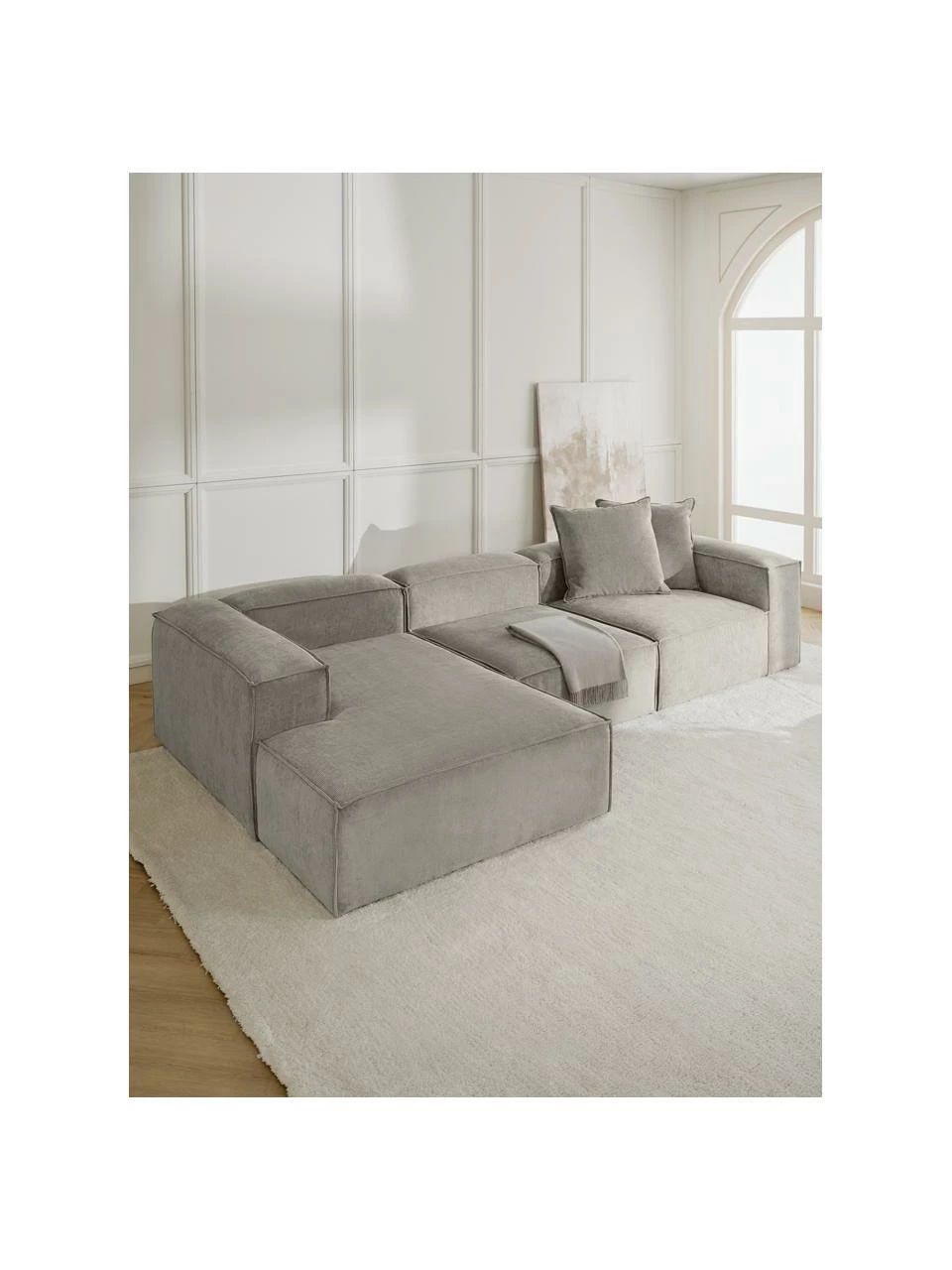 Westwing Collection Canapé d'angle modulaire velours côtelé gris Lennon, larg. 327 x prof. 180 cm, méridienne à gauche 4 Westwing Collection Canapé d'angle modulaire velours côtelé gris Lennon, larg. 327 x prof. 180 cm, méridienne à gauche – Image 4