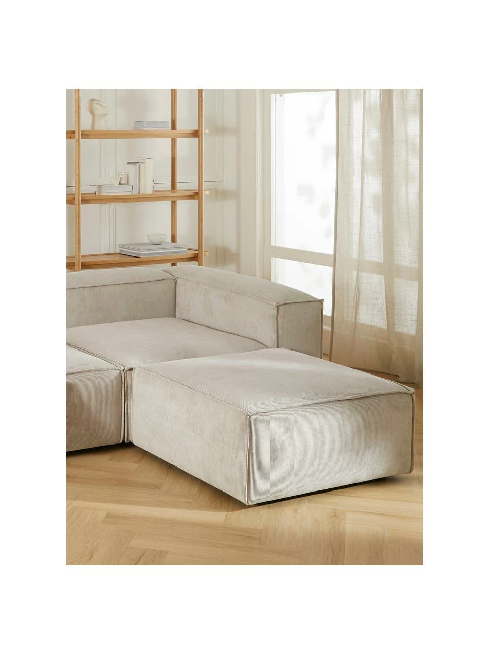 Westwing Collection Canapé modulaire 4 places velours côtelé beige avec pouf Lennon, larg. 327 x prof. 207 cm 3 Westwing Collection Canapé modulaire 4 places velours côtelé beige avec pouf Lennon, larg. 327 x prof. 207 cm – Image 3