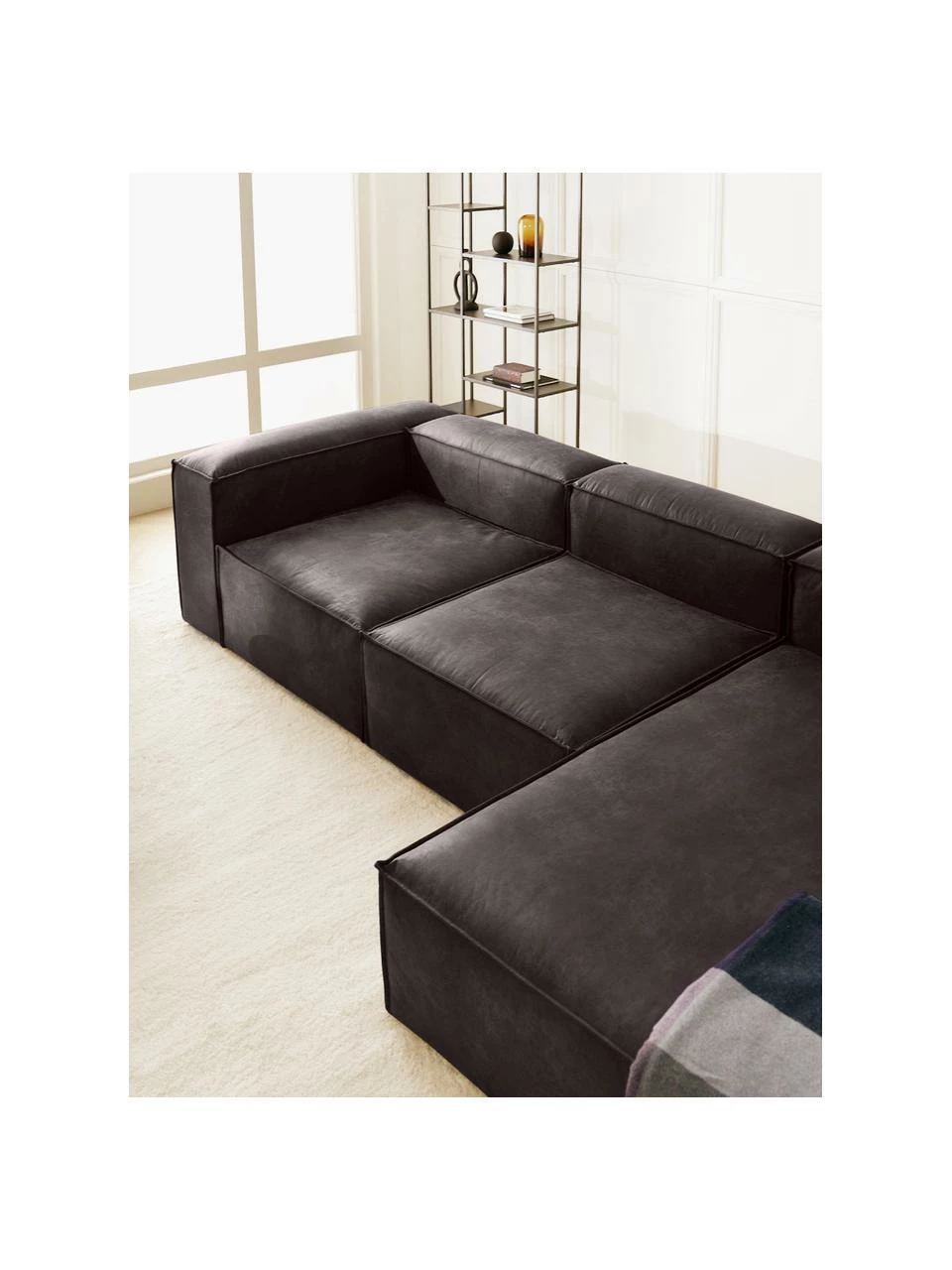 Westwing Collection Canapé modulaire en cuir recyclé brun-gris Lennon, larg. 327 x prof. 180 cm, méridienne à droite 3 Westwing Collection Canapé modulaire en cuir recyclé brun-gris Lennon, larg. 327 x prof. 180 cm, méridienne à droite – Image 3