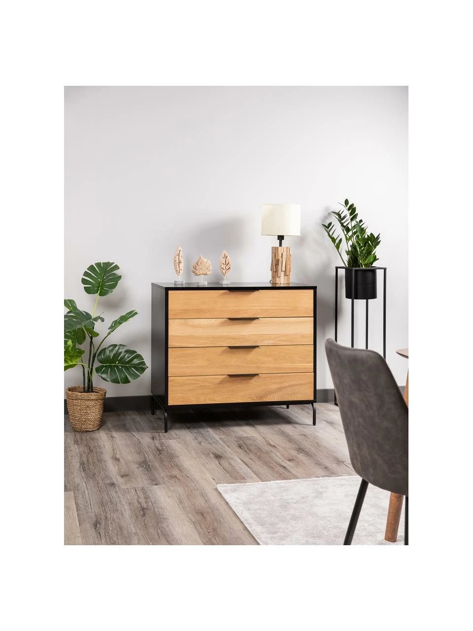 Commode plaquée chêne Stellar, larg. 100 x haut. 90 cm 2 Commode plaquée chêne Stellar, larg. 100 x haut. 90 cm – Image 2