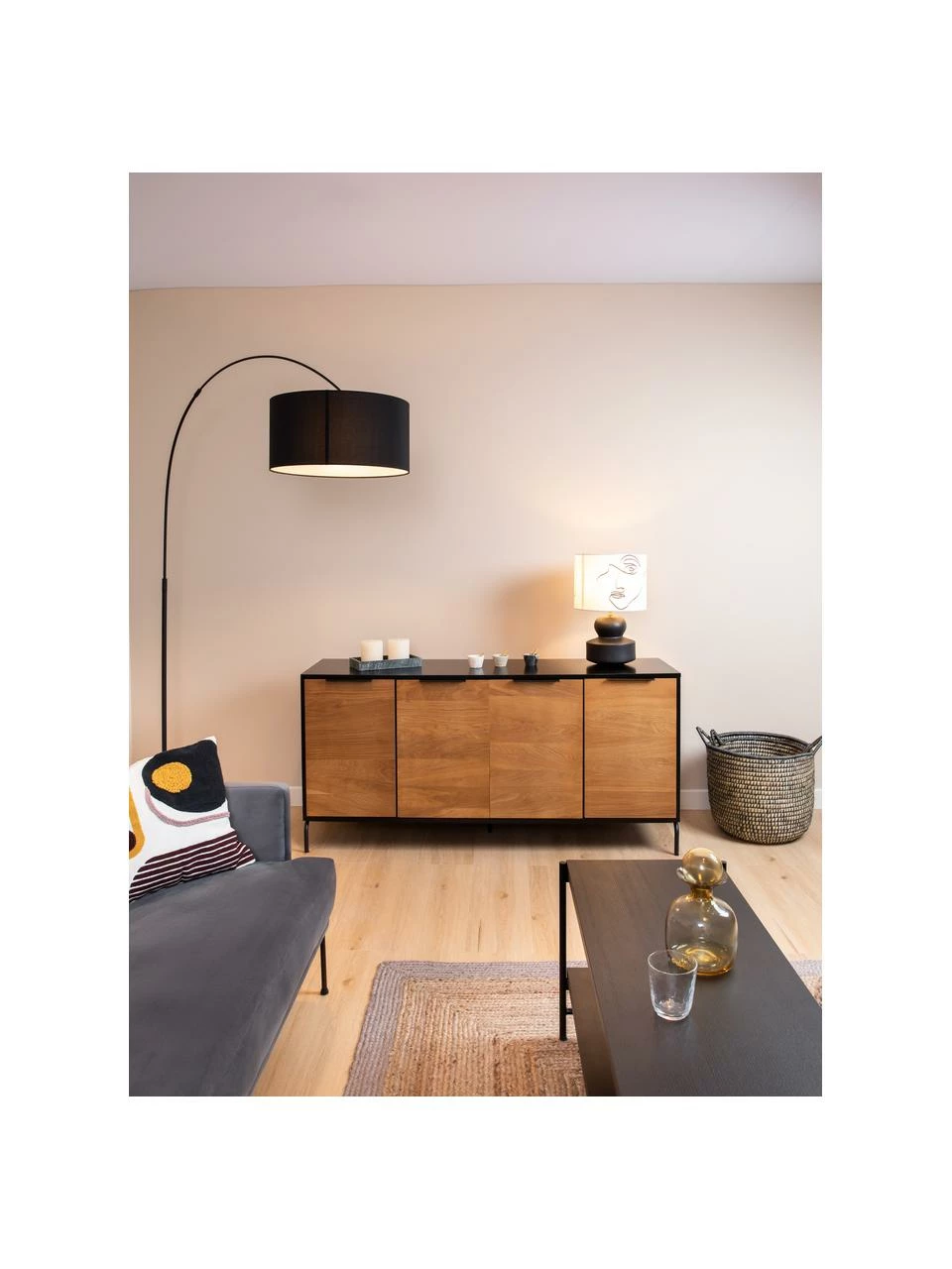 Enfilade avec portes plaquées chêne Stellar, larg. 165 x haut. 80 cm 2 Enfilade avec portes plaquées chêne Stellar, larg. 165 x haut. 80 cm – Image 2