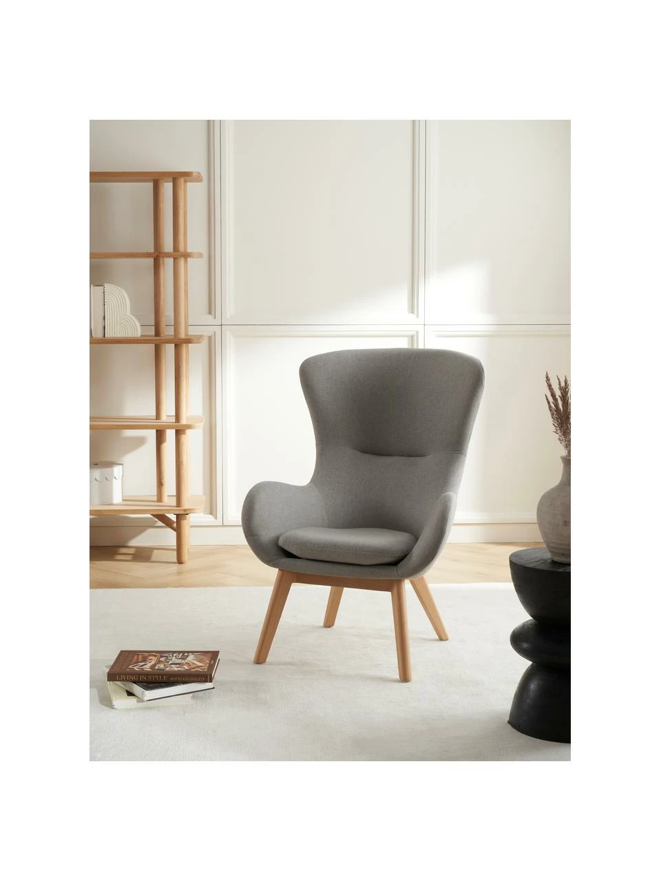 Westwing Collection Fauteuil à oreilles gris Wing, larg. 77 x prof. 89 cm 2 Westwing Collection Fauteuil à oreilles gris Wing, larg. 77 x prof. 89 cm – Image 2