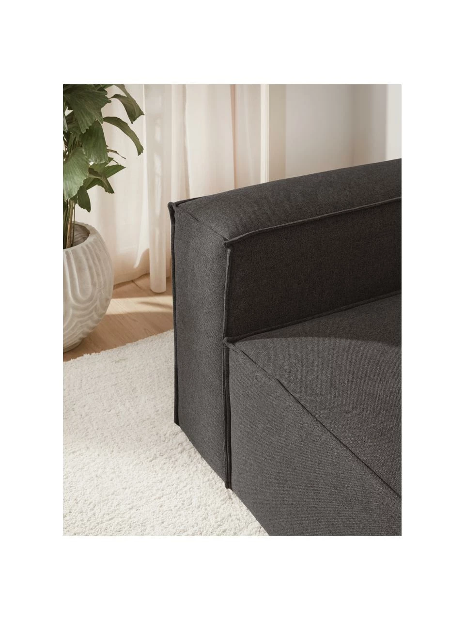 Westwing Collection Fauteuil anthracite Lennon, larg. 130 x prof. 101 cm 4 Westwing Collection Fauteuil anthracite Lennon, larg. 130 x prof. 101 cm – Image 4