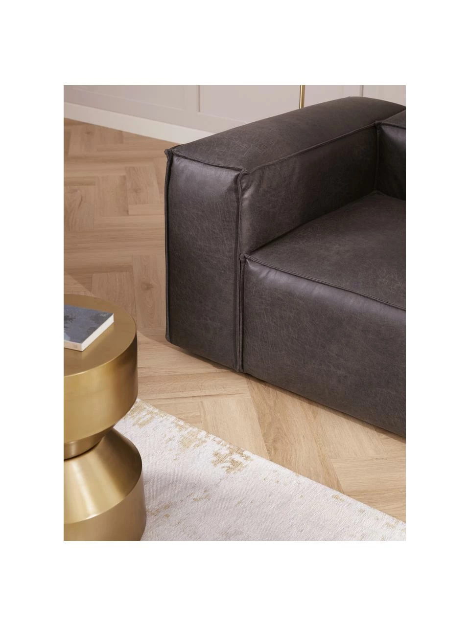 Westwing Collection Fauteuil cuir recyclé Lennon, larg. 130 x prof. 101 cm 3 Westwing Collection Fauteuil cuir recyclé Lennon, larg. 130 x prof. 101 cm – Image 3