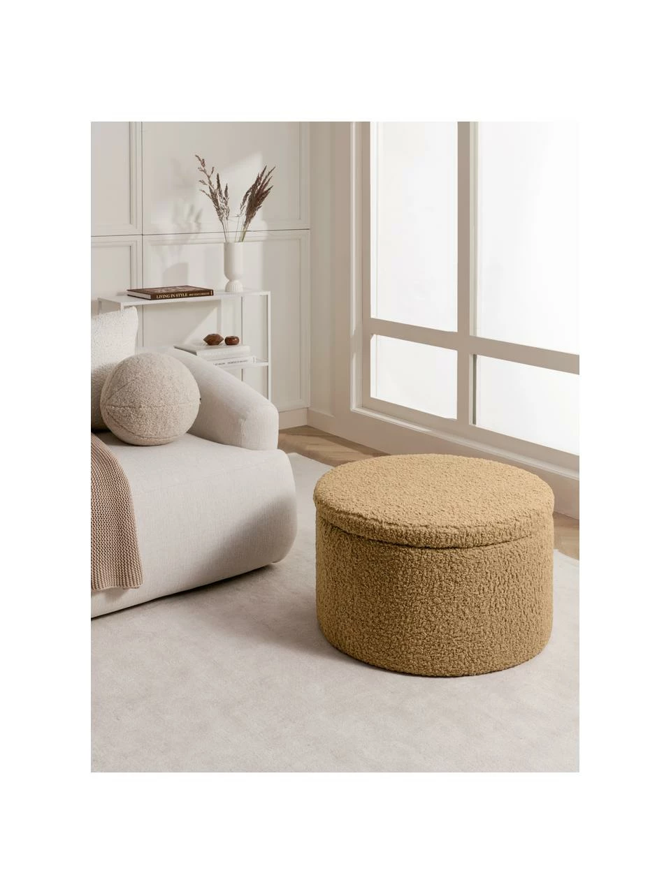 Westwing Collection Grand tabouret avec coffre tissu bouclé brun Alida, Ø 70 x haut. 42 cm 2 Westwing Collection Grand tabouret avec coffre tissu bouclé brun Alida, Ø 70 x haut. 42 cm – Image 2