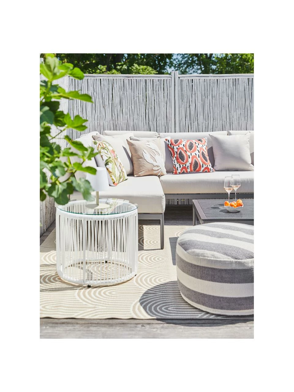 Bizzotto Pouf d'extérieur gonflable Stripes, Ø 53 x haut. 23 cm 2 Bizzotto Pouf d'extérieur gonflable Stripes, Ø 53 x haut. 23 cm – Image 2