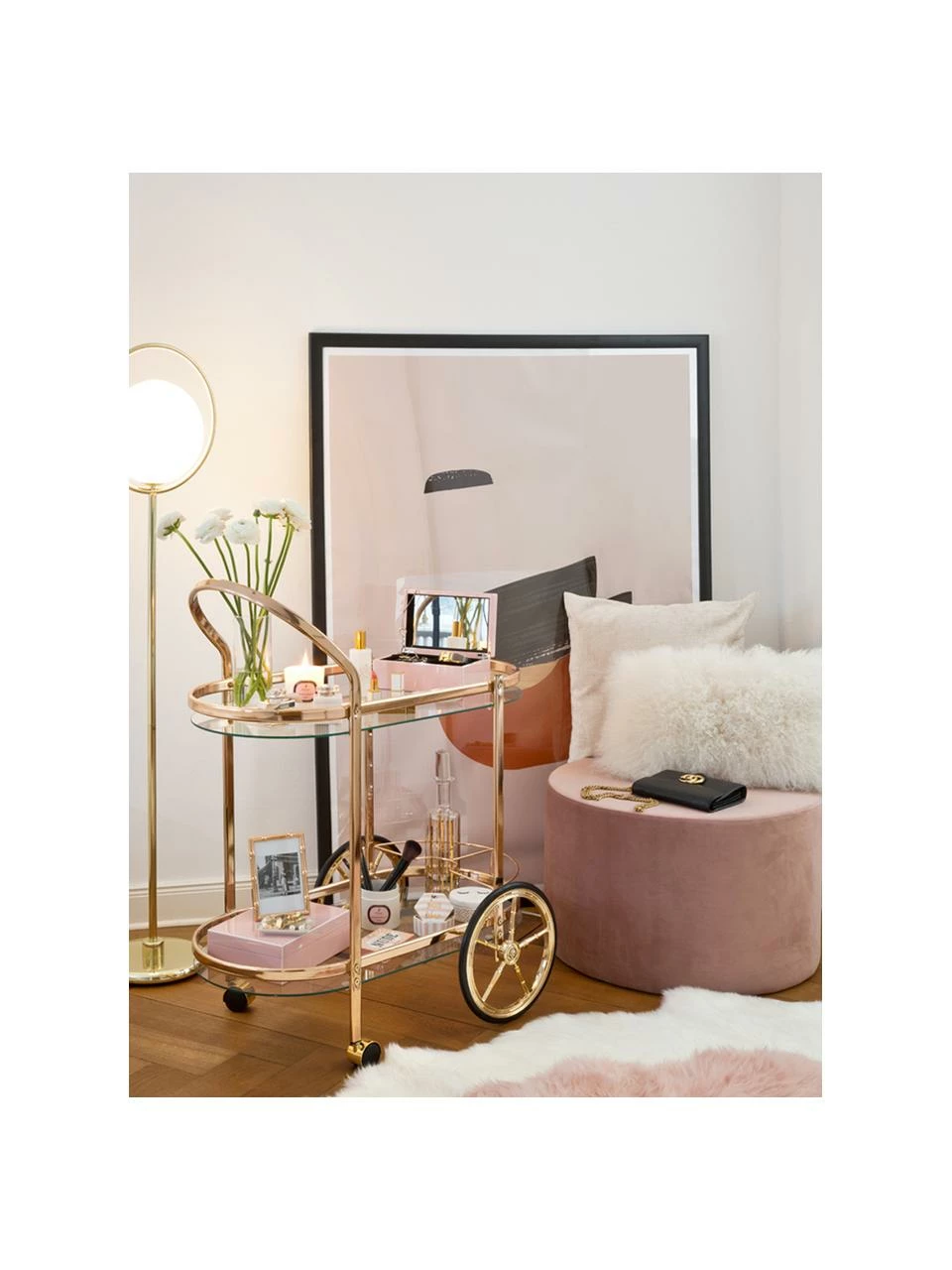 Westwing Collection Pouf rond en velours rose Daisy, Ø 54 x haut. 38 cm 3 Westwing Collection Pouf rond en velours rose Daisy, Ø 54 x haut. 38 cm – Image 3