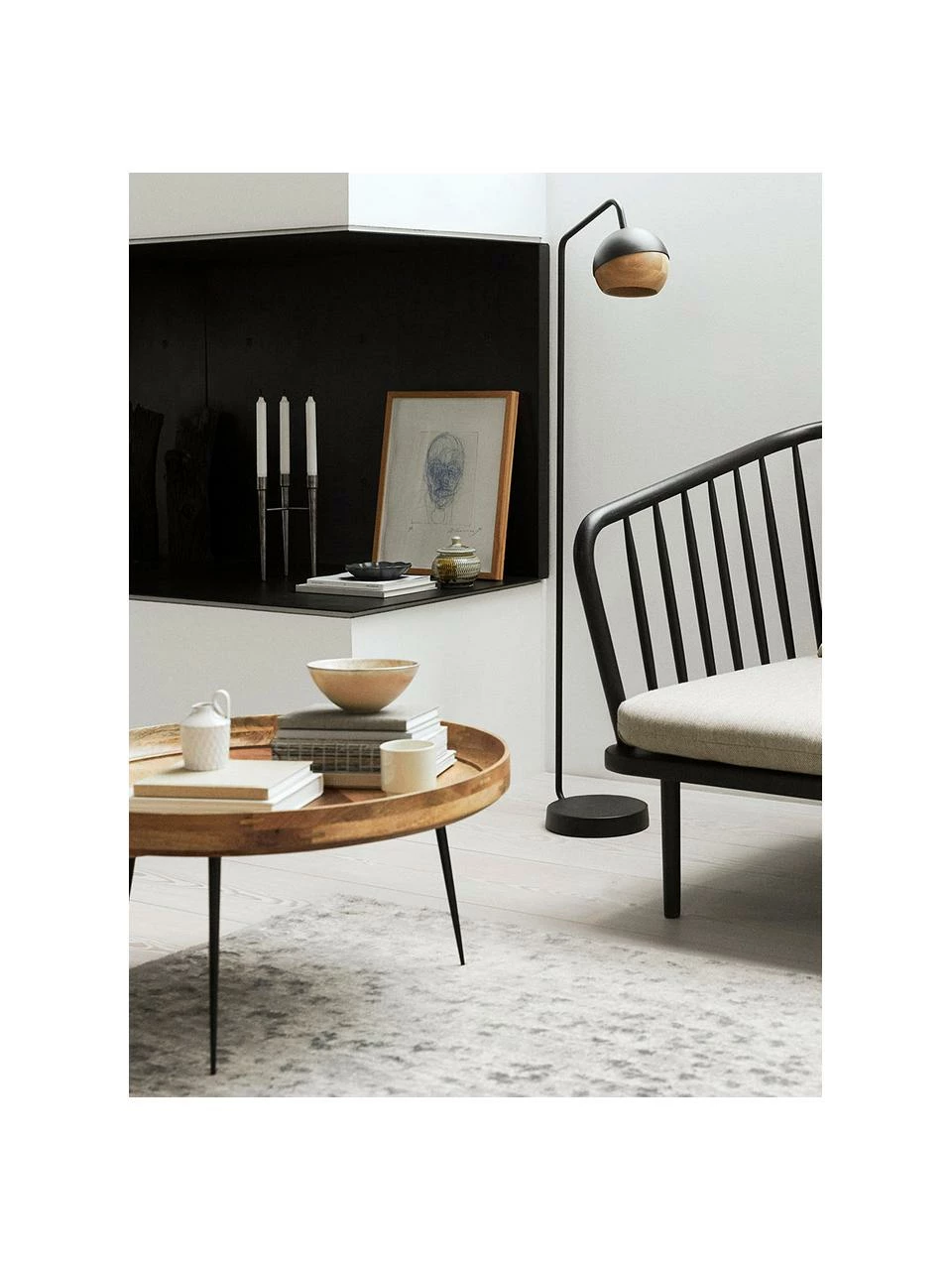 Mater Table basse design en manguier Bowl Table, Ø 75 x haut. 38 cmDisponibilité limitée 2 Mater Table basse design en manguier Bowl Table, Ø 75 x haut. 38 cmDisponibilité limitée – Image 2