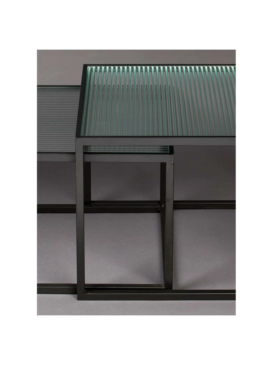 Dutchbone Table basse en verre rainuré Boli, 2 élém., Lot de différentes tailles 5 Dutchbone Table basse en verre rainuré Boli, 2 élém., Lot de différentes tailles – Image 5