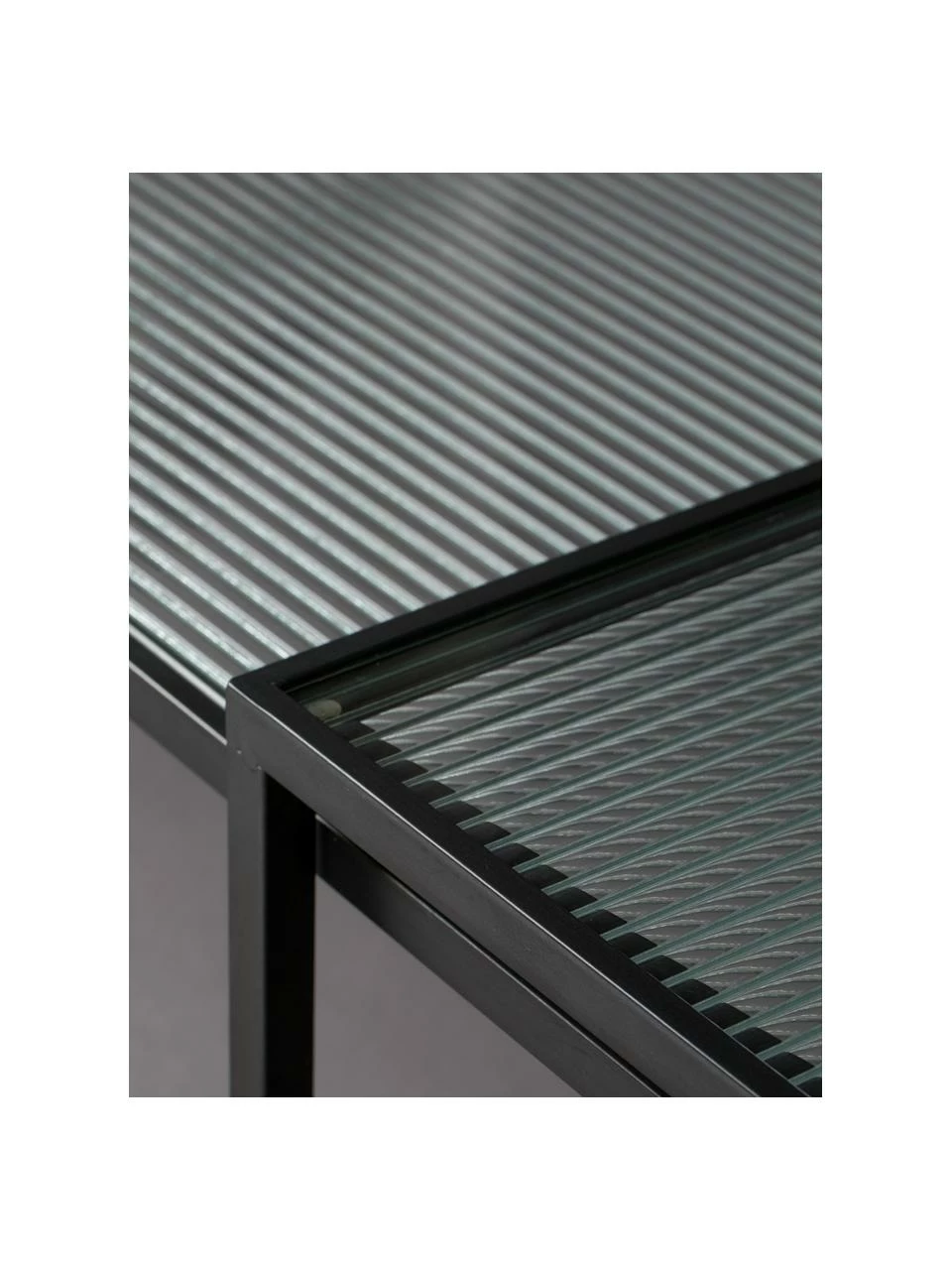 Dutchbone Table basse en verre rainuré Boli, 2 élém., Lot de différentes tailles 6 Dutchbone Table basse en verre rainuré Boli, 2 élém., Lot de différentes tailles – Image 6