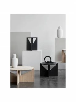 Table basse noire bois de chêne Future, Ø 52 x haut. 36 cm 11 Table basse noire bois de chêne Future, Ø 52 x haut. 36 cm -furniture Soldes Table basse noire bois de chene Future 5