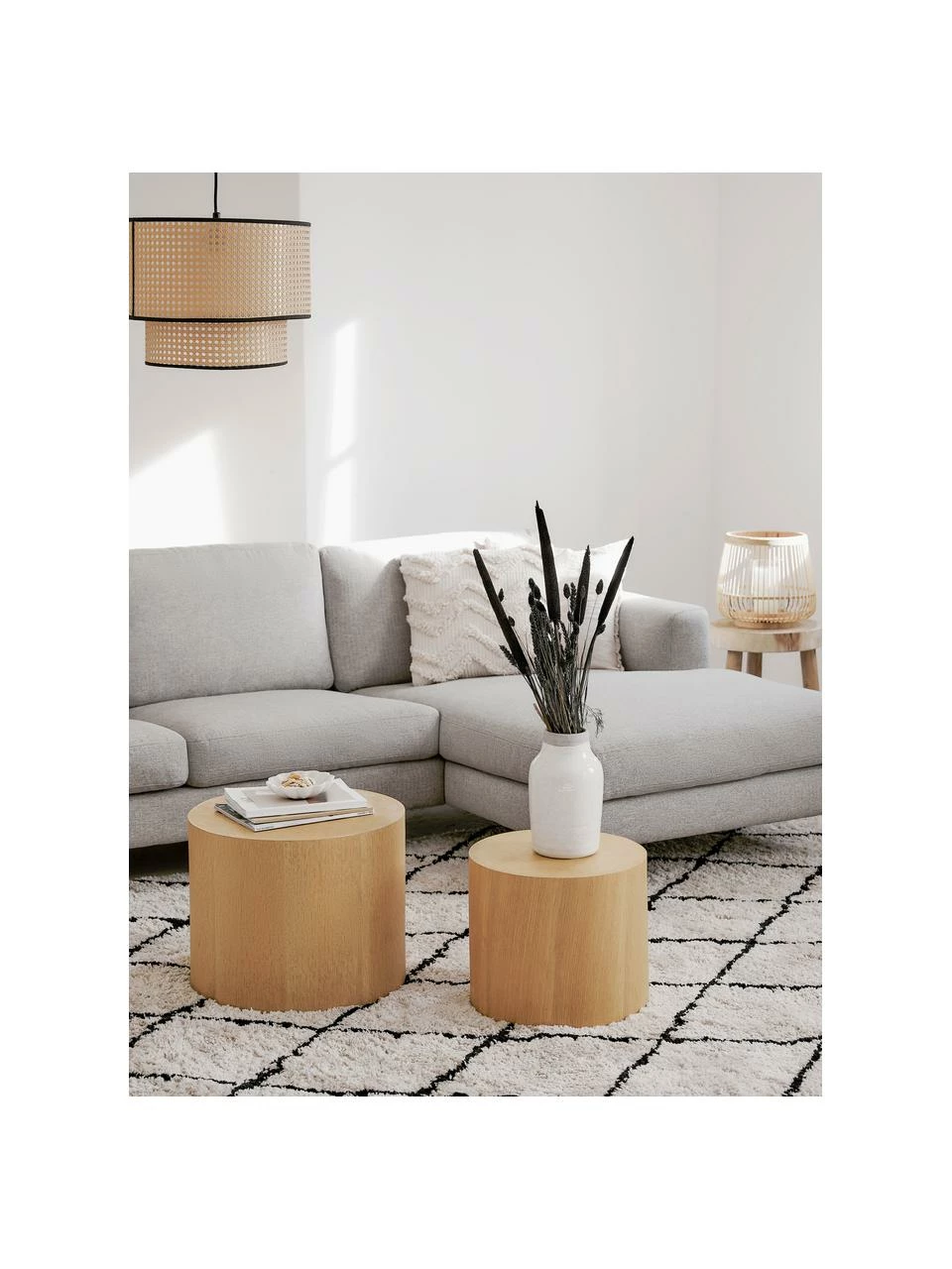 Westwing Collection Table basse ronde en bois Dan, 2 élém., Lot de différentes tailles 3 Westwing Collection Table basse ronde en bois Dan, 2 élém., Lot de différentes tailles – Image 3