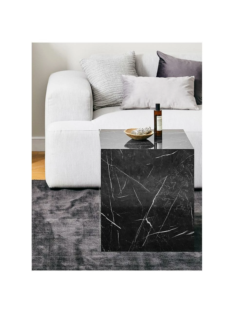 Westwing Collection Table d'appoint aspect marbre Lesley, larg. 45 x haut. 50 cm 3 Westwing Collection Table d'appoint aspect marbre Lesley, larg. 45 x haut. 50 cm – Image 3