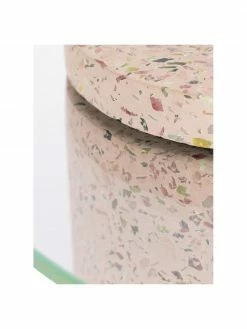 Zuiver Table d'appoint avec base en terrazzo Rosalina, Ø 40 x haut. 45 cmDisponibilité limitée 11 Zuiver Table d'appoint avec base en terrazzo Rosalina, Ø 40 x haut. 45 cmDisponibilité limitée -furniture Soldes Table dappoint avec base en terrazzo Rosalina 5