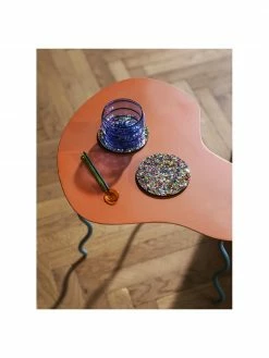 &k amsterdam Table d'appoint métal orange Squiggle, larg. 34 x long. 35 cm -furniture Soldes Table dappoint metal orange Squiggle 4