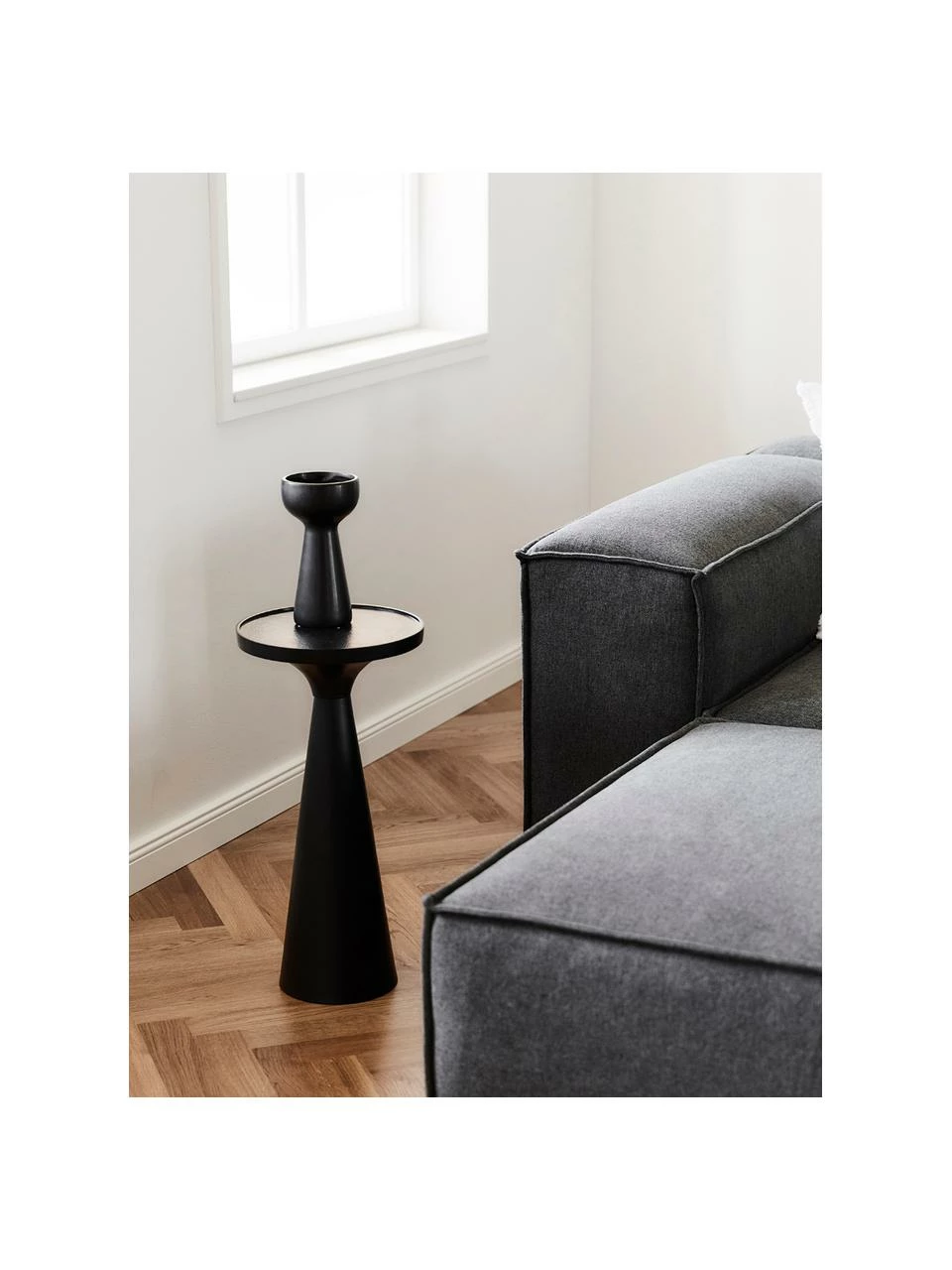Zuiver Table d'appoint moderne noire Floss, Ø 28 x haut. 56 cm 6 Zuiver Table d'appoint moderne noire Floss, Ø 28 x haut. 56 cm – Image 6