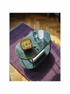 Hübsch Table d'appoint ovale en marbre vert foncé Nusa, larg. 58 x haut. 40 cmDisponibilité limitée 10 Hübsch Table d'appoint ovale en marbre vert foncé Nusa, larg. 58 x haut. 40 cmDisponibilité limitée -furniture Soldes Table dappoint ovale en marbre vert fonce Nusa 4