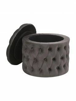 Westwing Collection Tabouret rond velours gris foncé avec rangement Chiara, Ø 50 x haut. 42 cmSeulement 1 produit disponible 9 Westwing Collection Tabouret rond velours gris foncé avec rangement Chiara, Ø 50 x haut. 42 cmSeulement 1 produit disponible -furniture Soldes Tabouret rond velours gris fonce avec rangement Chiara 3